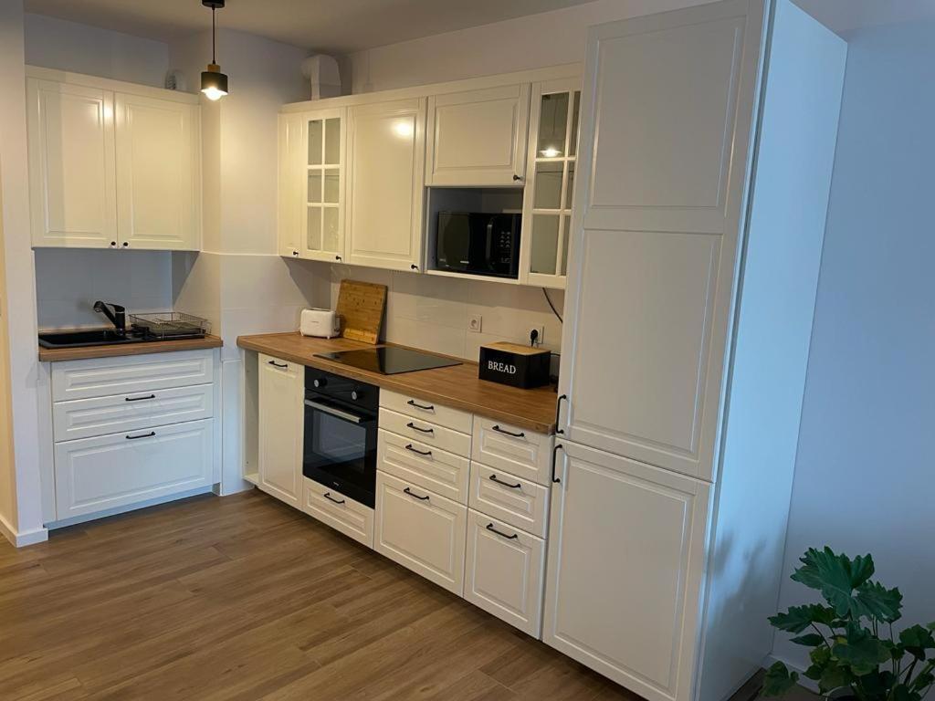The Botanic Corner Apartment Breslavia Exterior foto